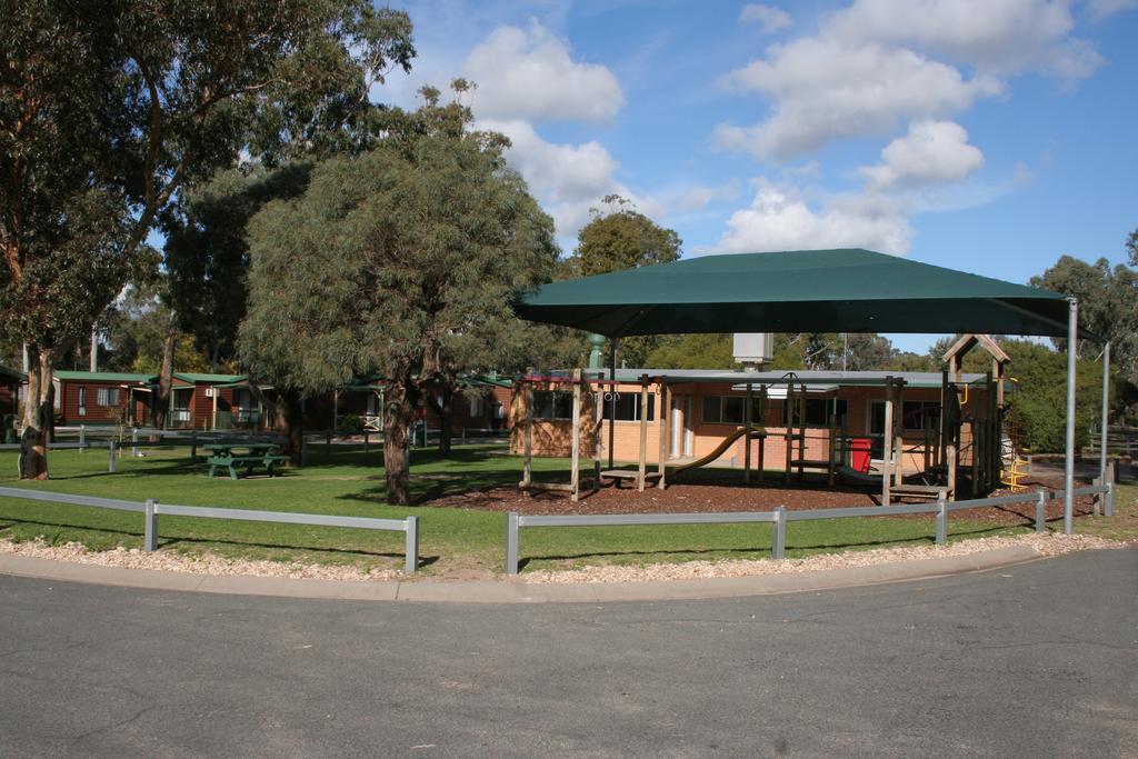 Lake Fyans Holiday Park Exterior photo