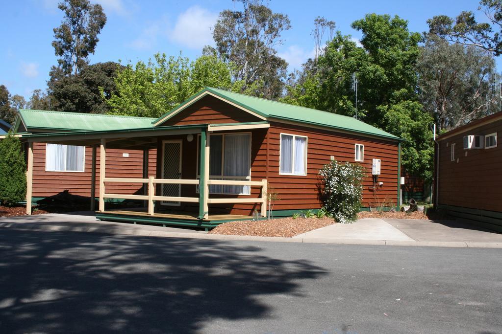 Lake Fyans Holiday Park Room photo