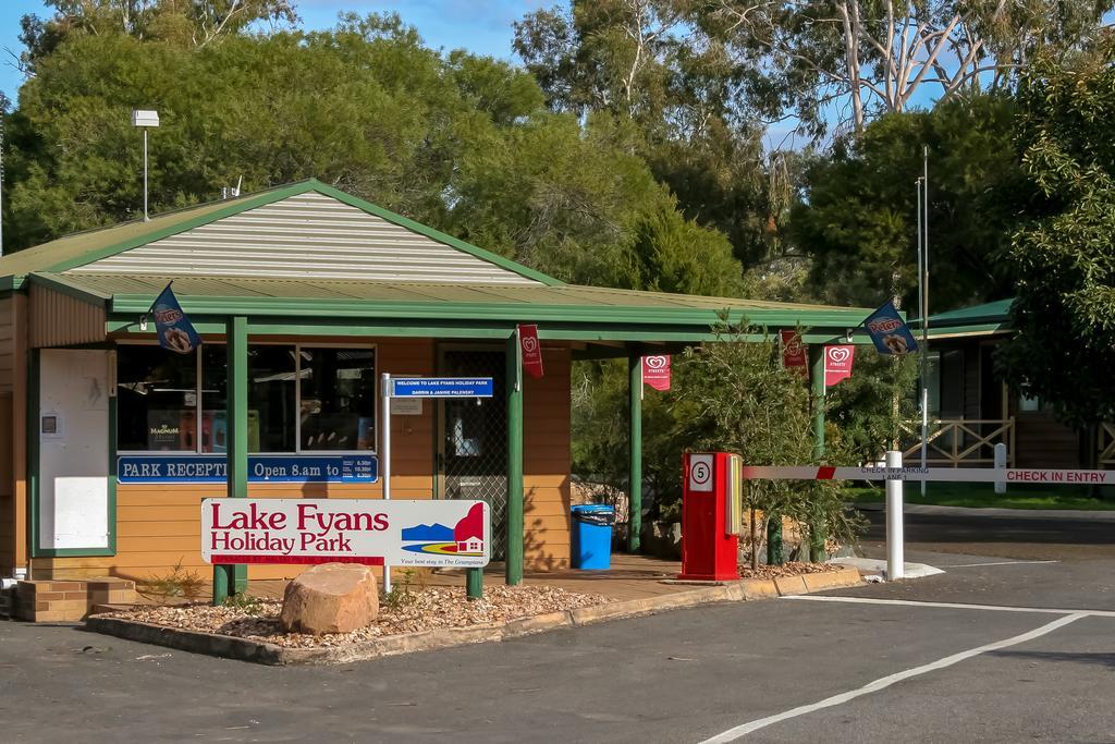 Lake Fyans Holiday Park Exterior photo